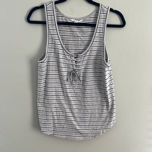 BB Dakota Gray White Navy Lace Up Tank